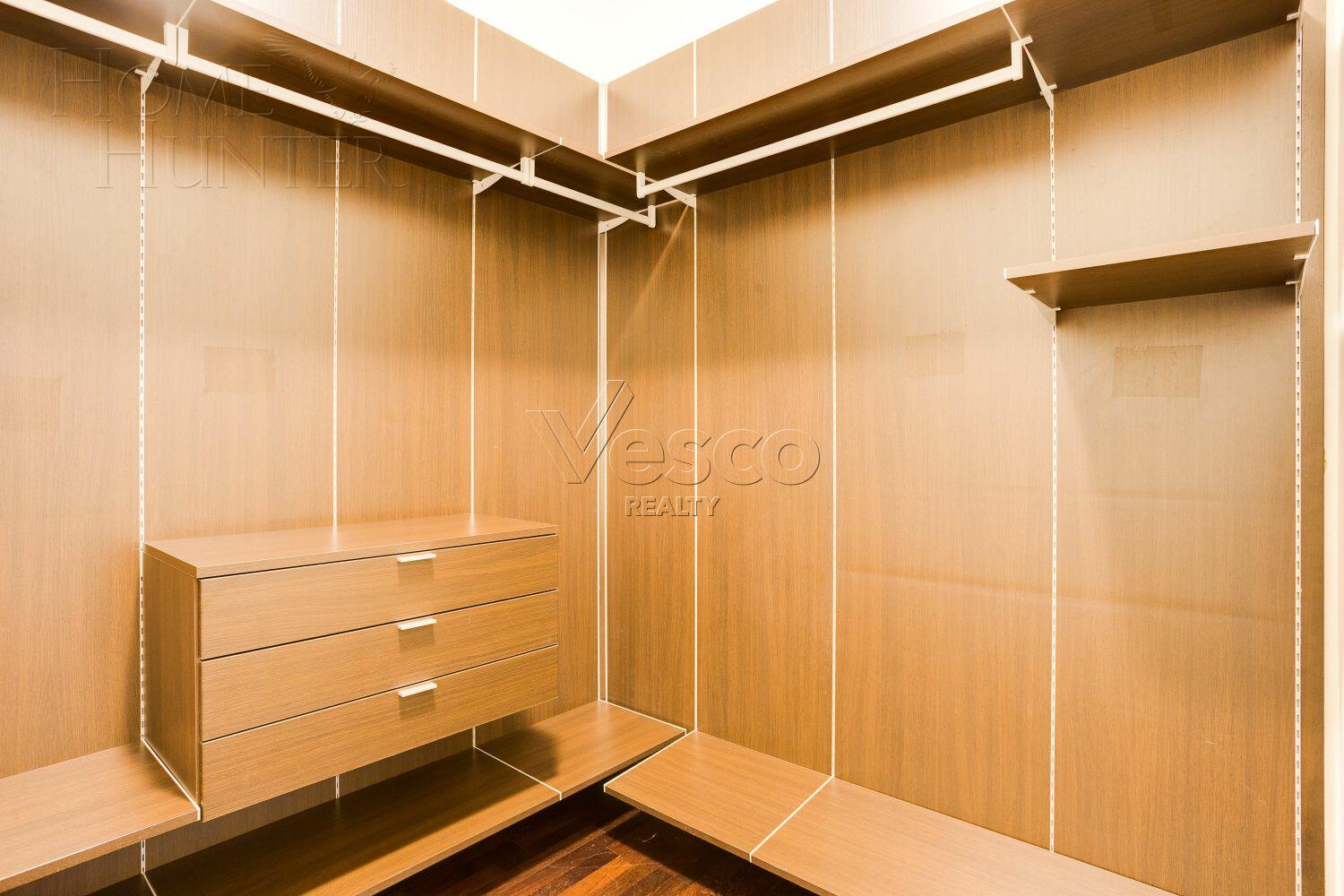 2-этажный коттедж 580 м² с отделкой