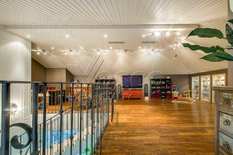 2-этажный коттедж 1 200 м² с отделкой