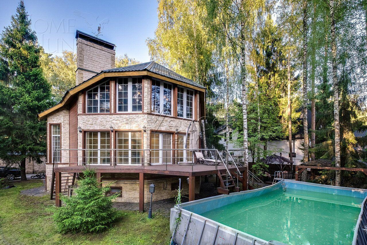 2-этажный коттедж 280 м² с отделкой