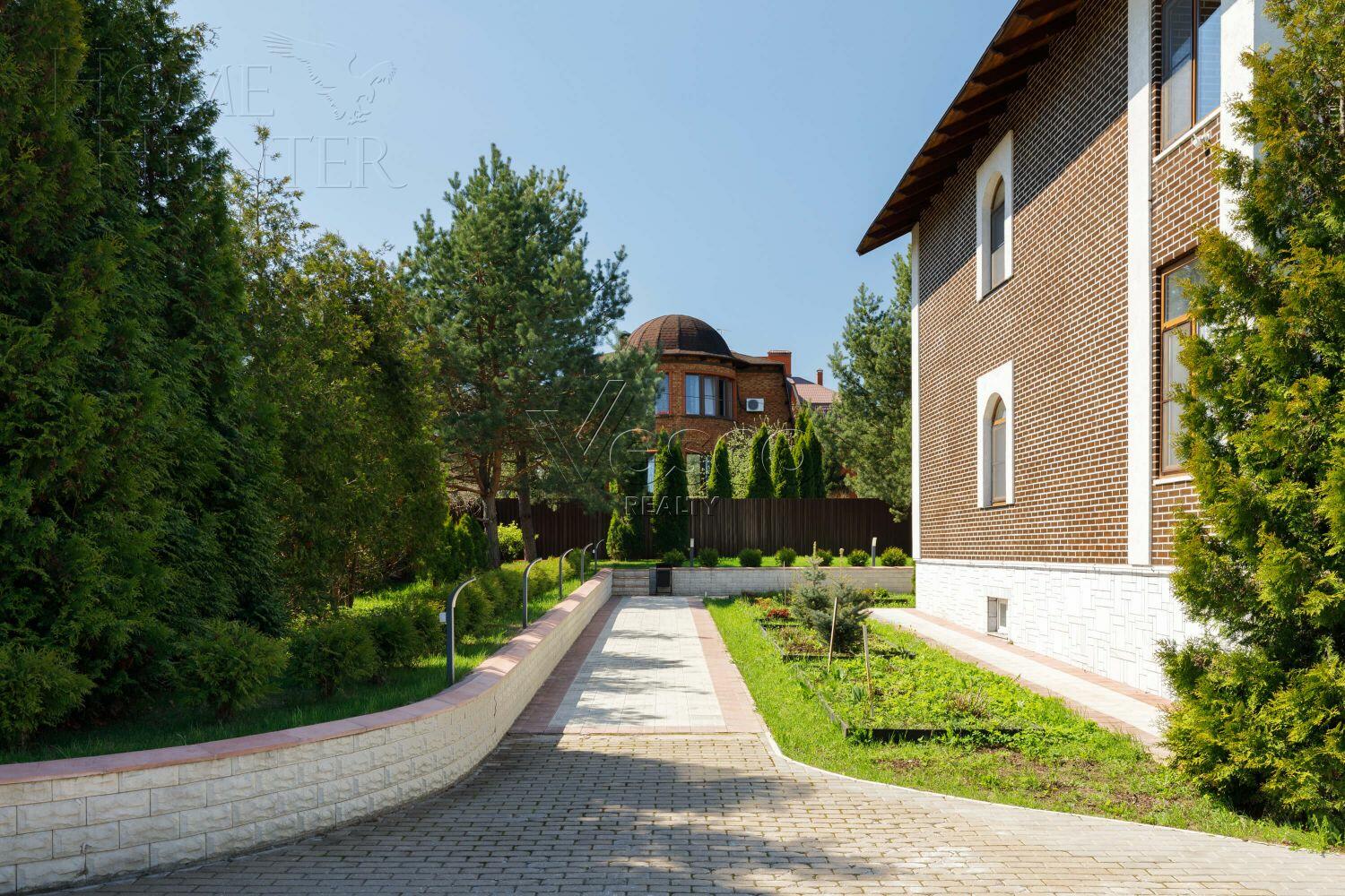 3-этажный коттедж 503 м² с отделкой