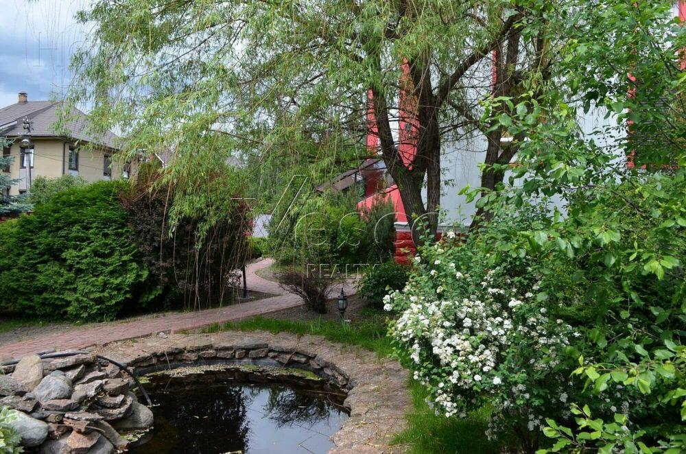 2-этажный коттедж 600 м² с отделкой