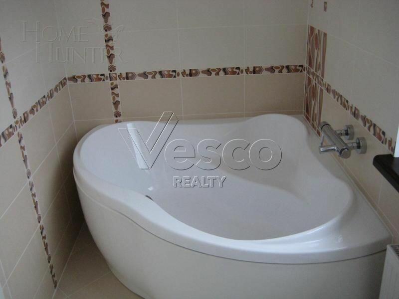 2-этажный коттедж 650 м² с отделкой