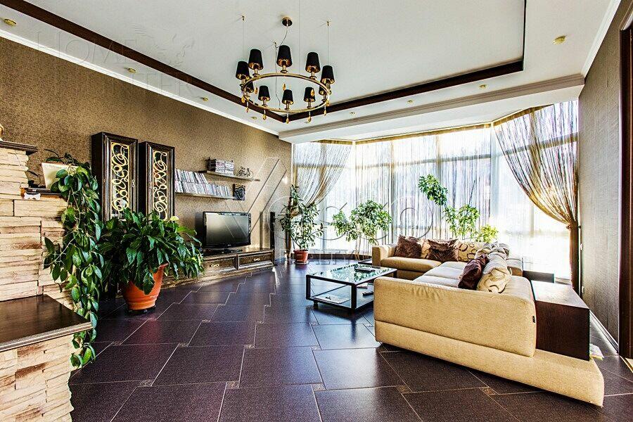 2-этажный коттедж 340 м² с отделкой