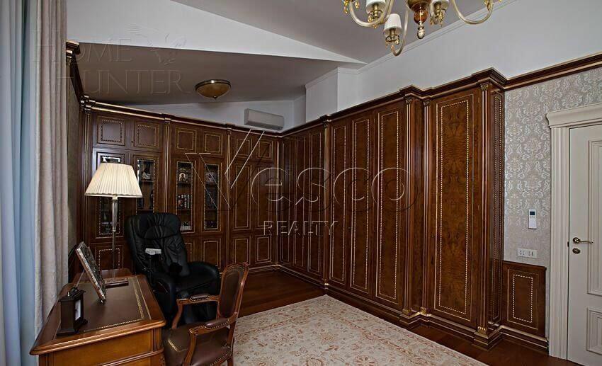 3-этажный таунхаус 286 м² с отделкой