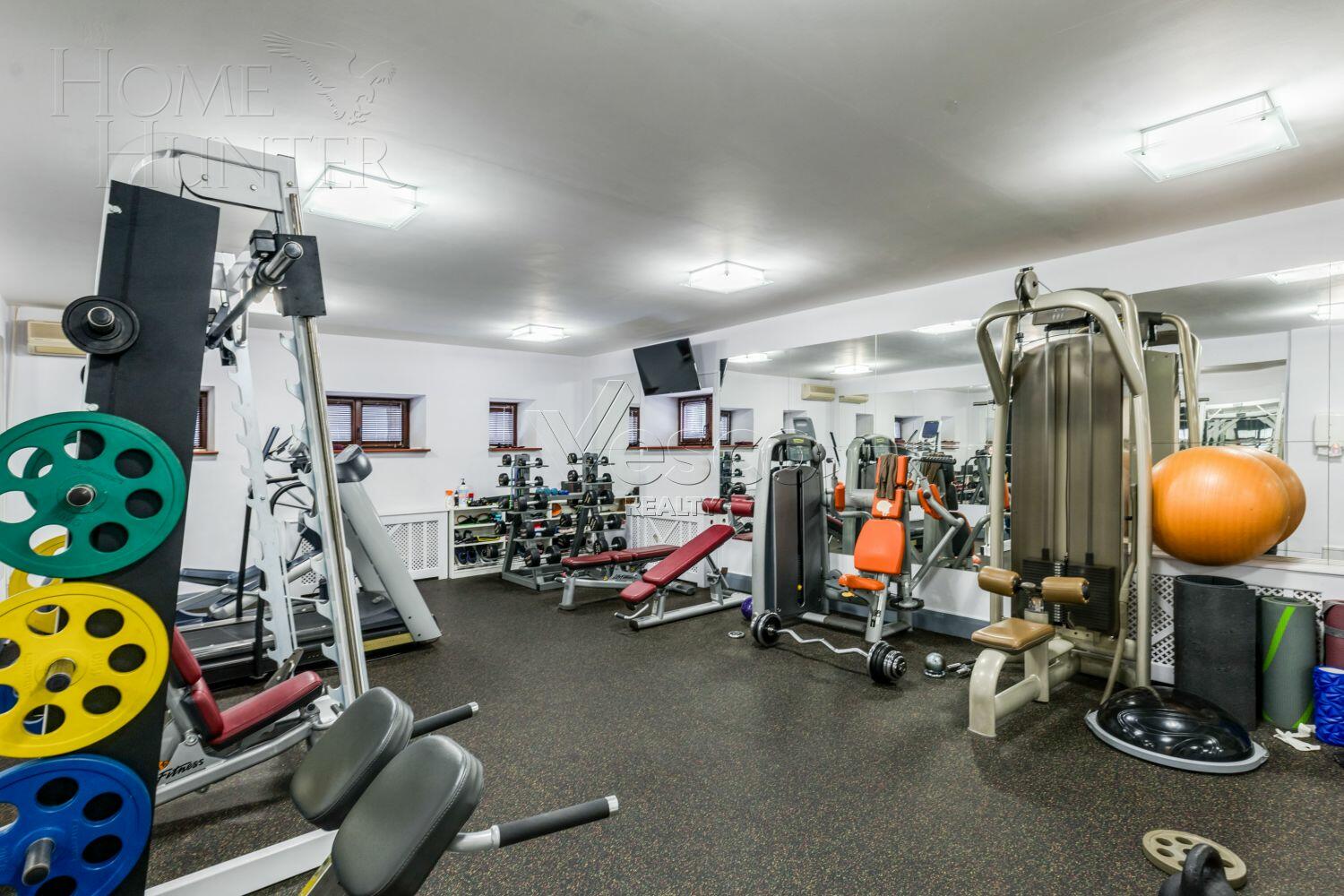 2-этажный коттедж 820 м² с отделкой