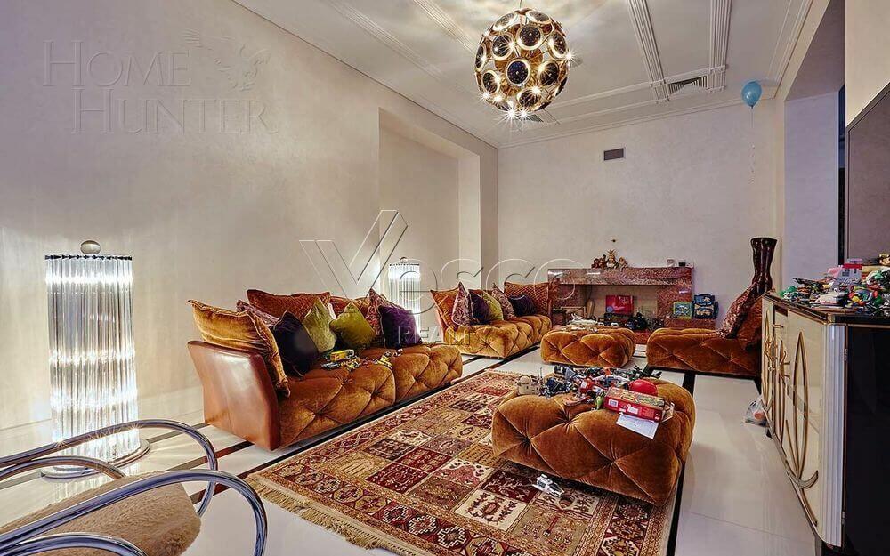 2-этажный коттедж 1 372 м² с отделкой