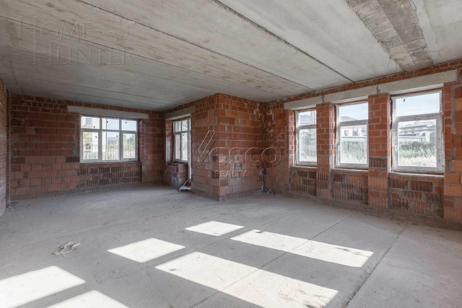 2-этажный коттедж 270 м² без отделки