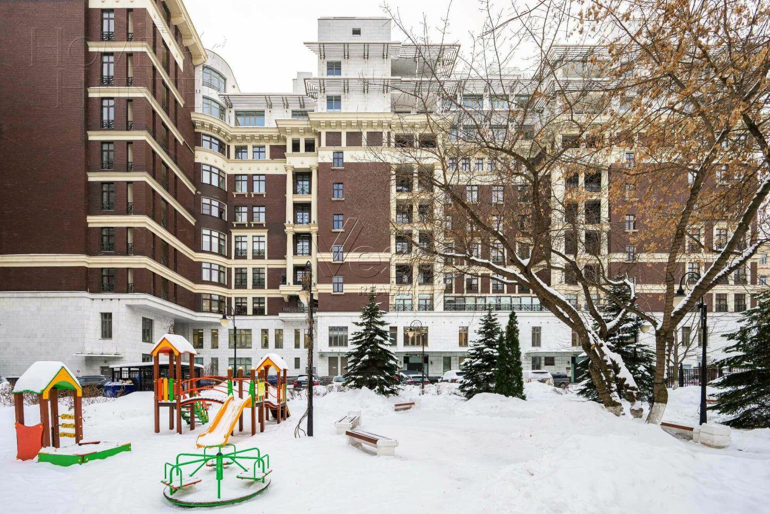 4-КОМН. КВАРТИРА С ОТДЕЛКОЙ 158.4 М² НА 4 ЭТАЖЕ