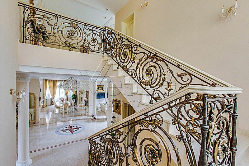 2-этажный коттедж 520 м² с отделкой