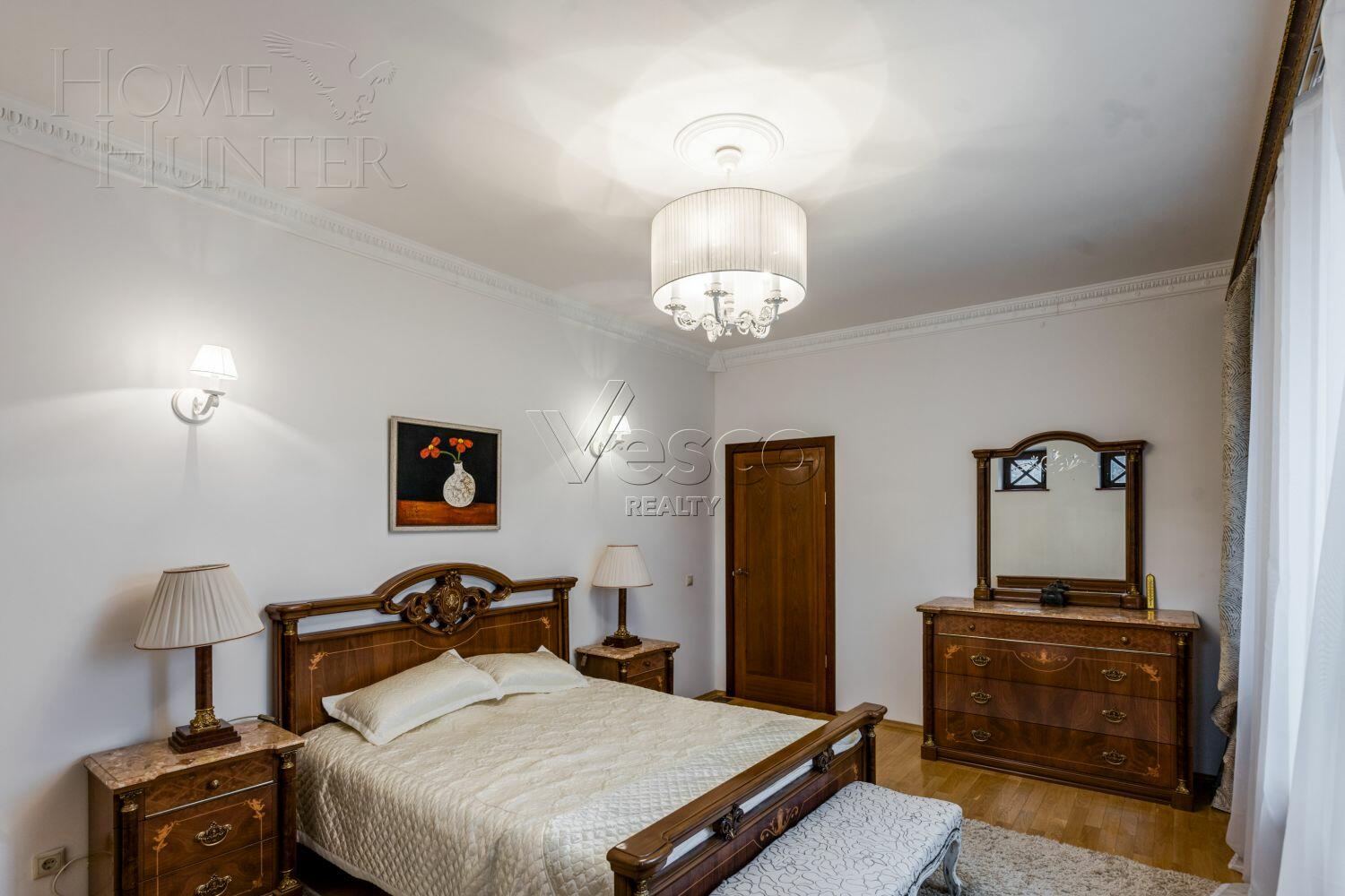 2-этажный коттедж 820 м² с отделкой