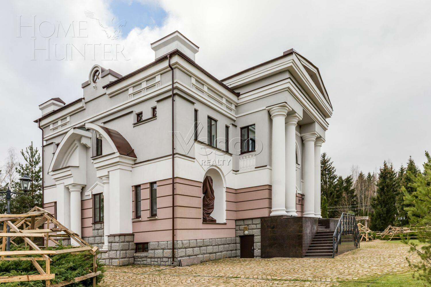 2-этажный коттедж 820 м² с отделкой