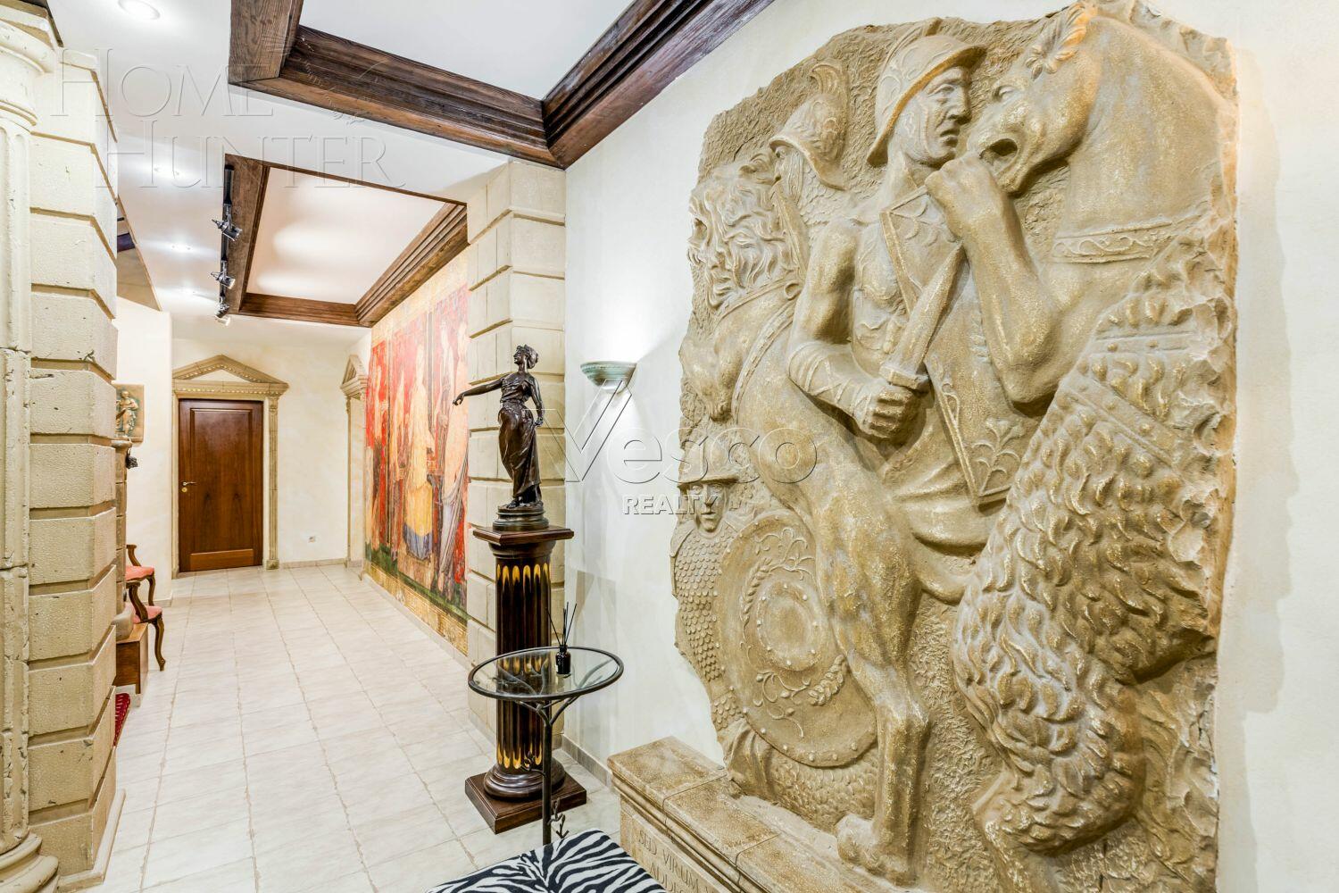 2-этажный коттедж 820 м² с отделкой