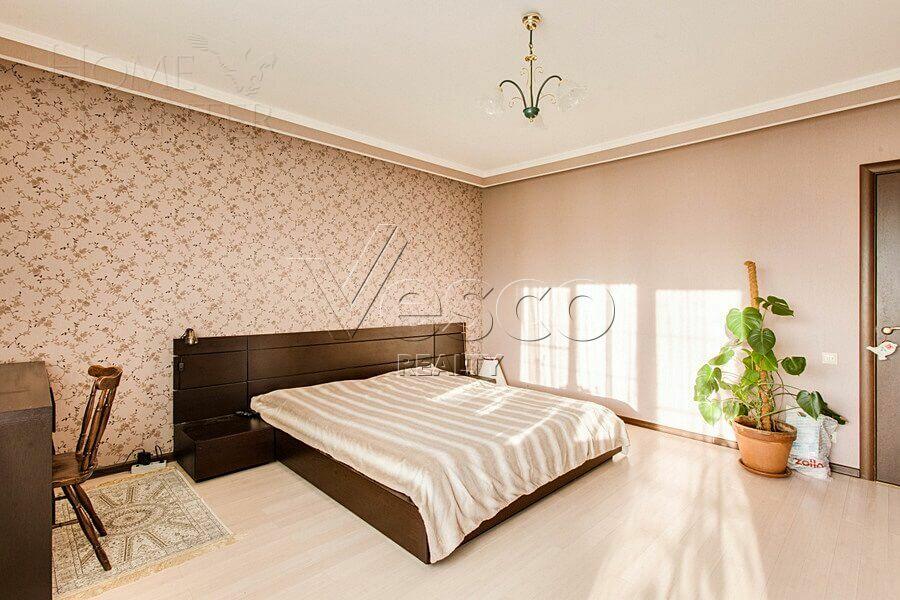 2-этажный коттедж 340 м² с отделкой