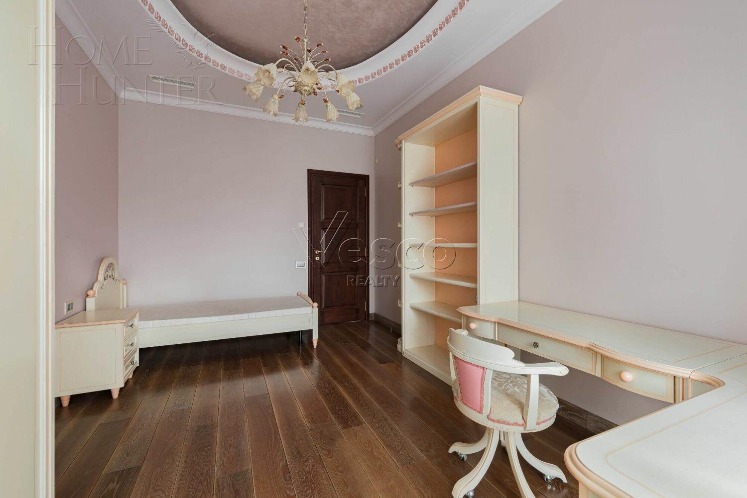 4-КОМН. КВАРТИРА С ОТДЕЛКОЙ 158.4 М² НА 4 ЭТАЖЕ