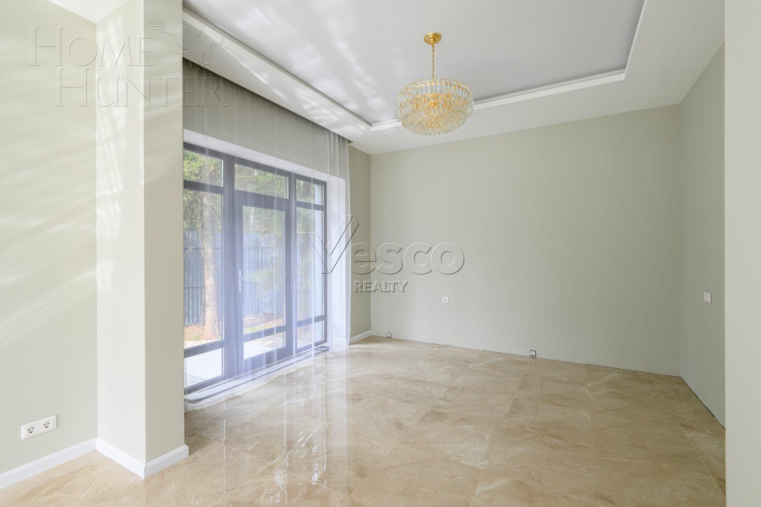 2-этажный коттедж 180 м² с отделкой