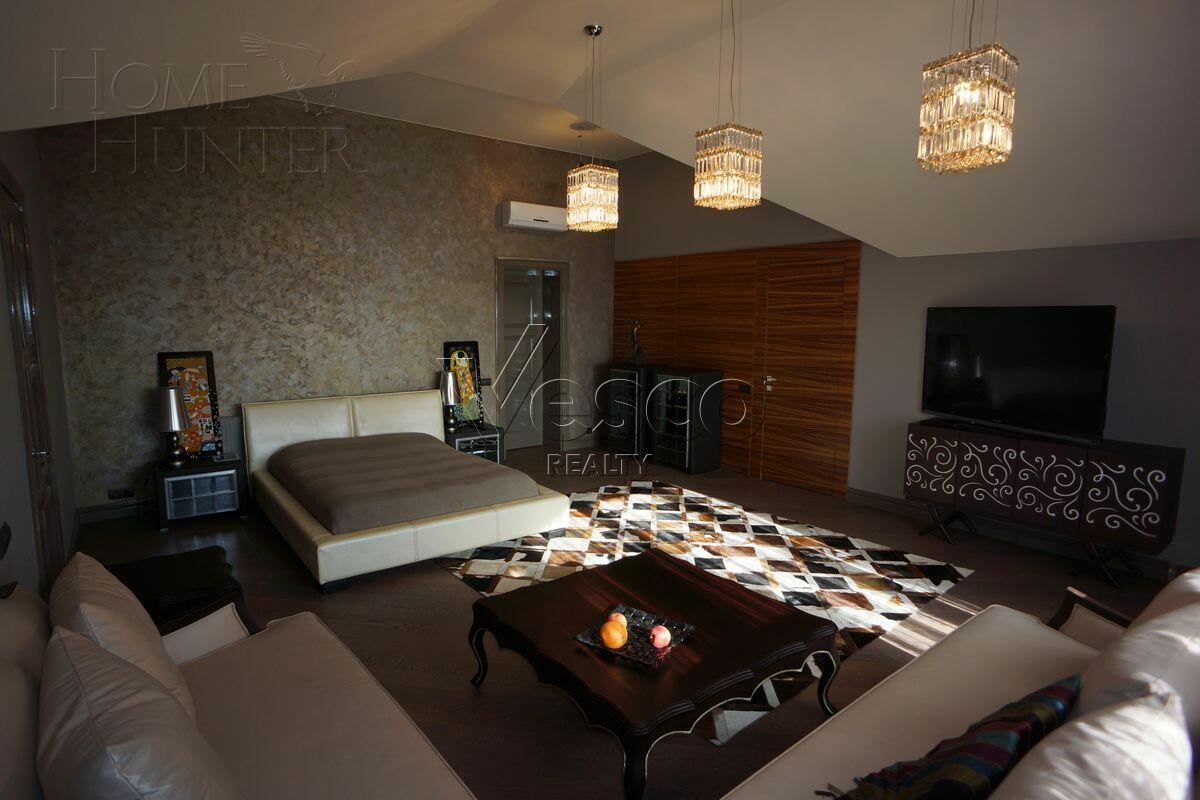 2-этажный коттедж 600 м² с отделкой