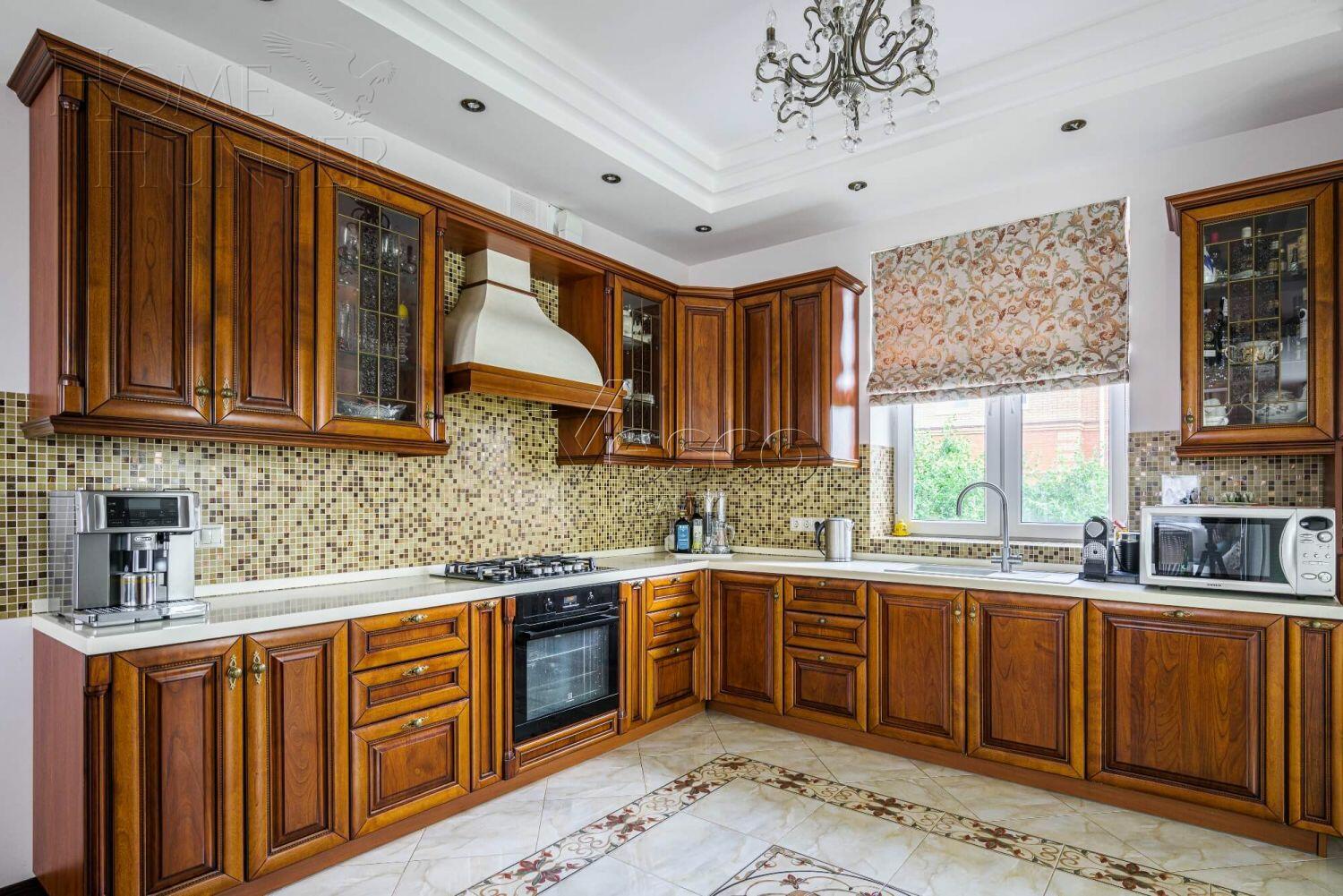 2-этажный коттедж 420 м² с отделкой