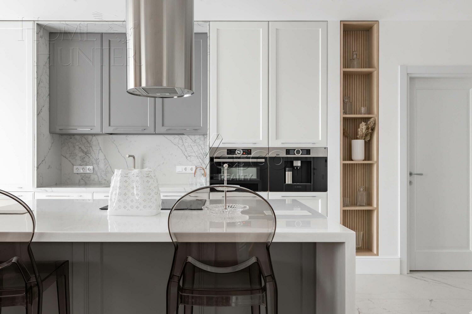 4-КОМН. КВАРТИРА С ОТДЕЛКОЙ 138 М² НА 4 ЭТАЖЕ