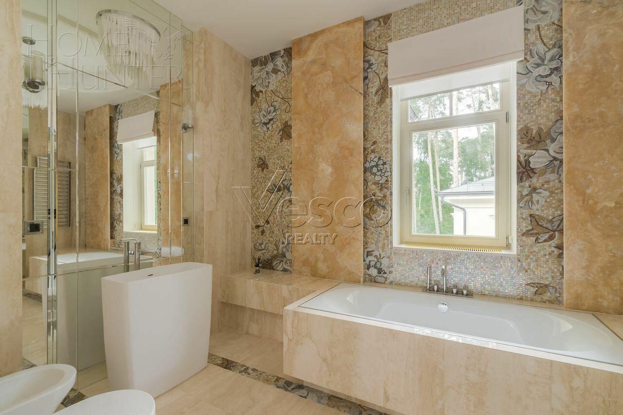 2-этажный коттедж 1 015 м² с отделкой