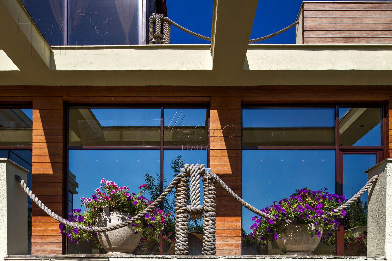 2-этажный коттедж 1 200 м² с отделкой