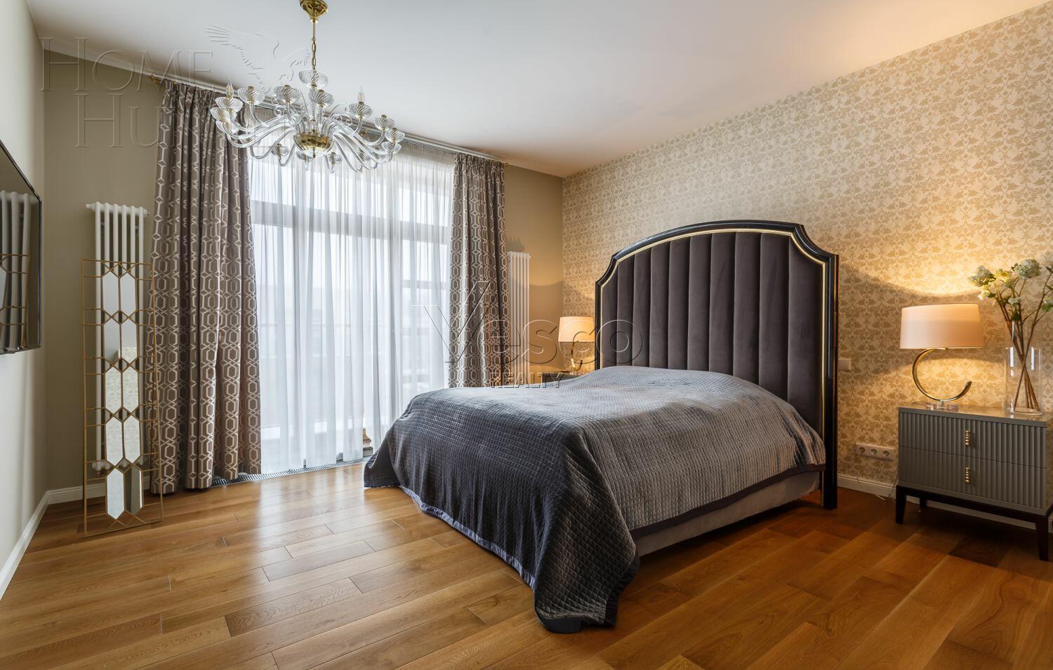 3-этажный таунхаус 360 м² с отделкой