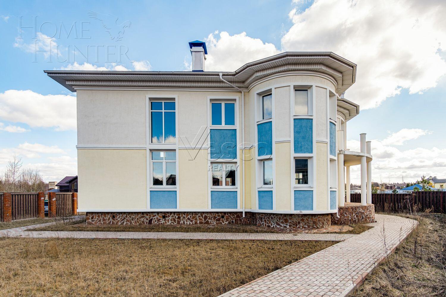 2-этажный коттедж 300 м² без отделки