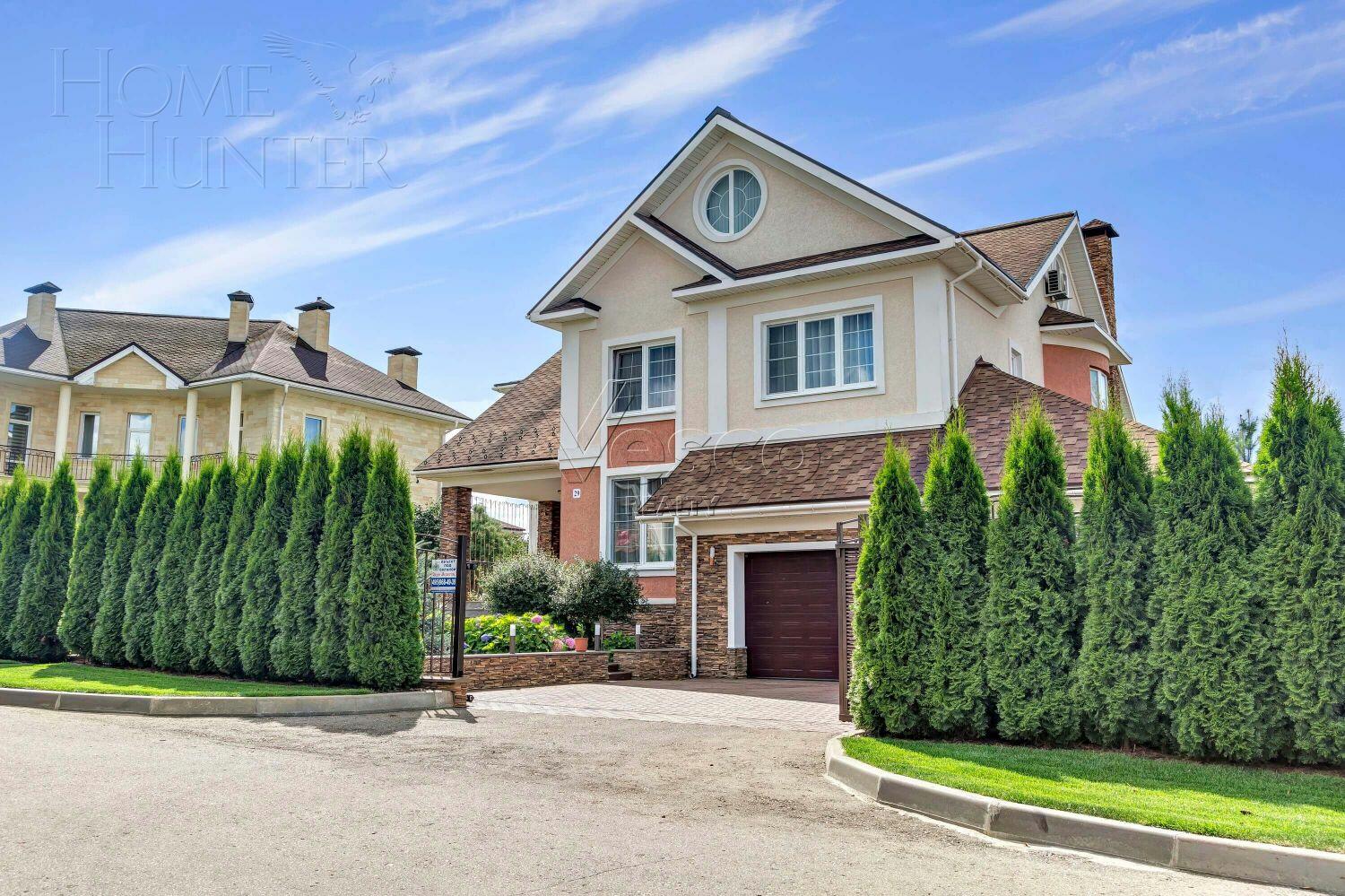 2-этажный коттедж 540 м² с отделкой