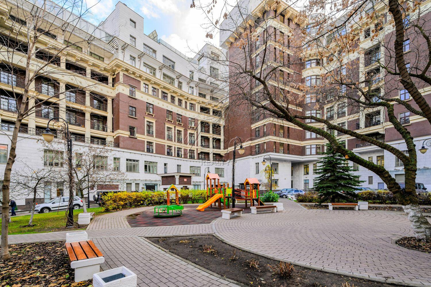 4-КОМН. КВАРТИРА С ОТДЕЛКОЙ 158.4 М² НА 4 ЭТАЖЕ