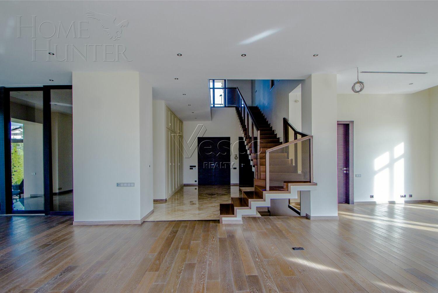 2-этажный коттедж 800 м² с отделкой