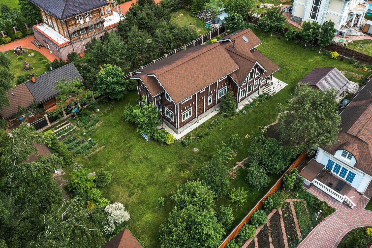 2-этажный коттедж 530 м² с отделкой