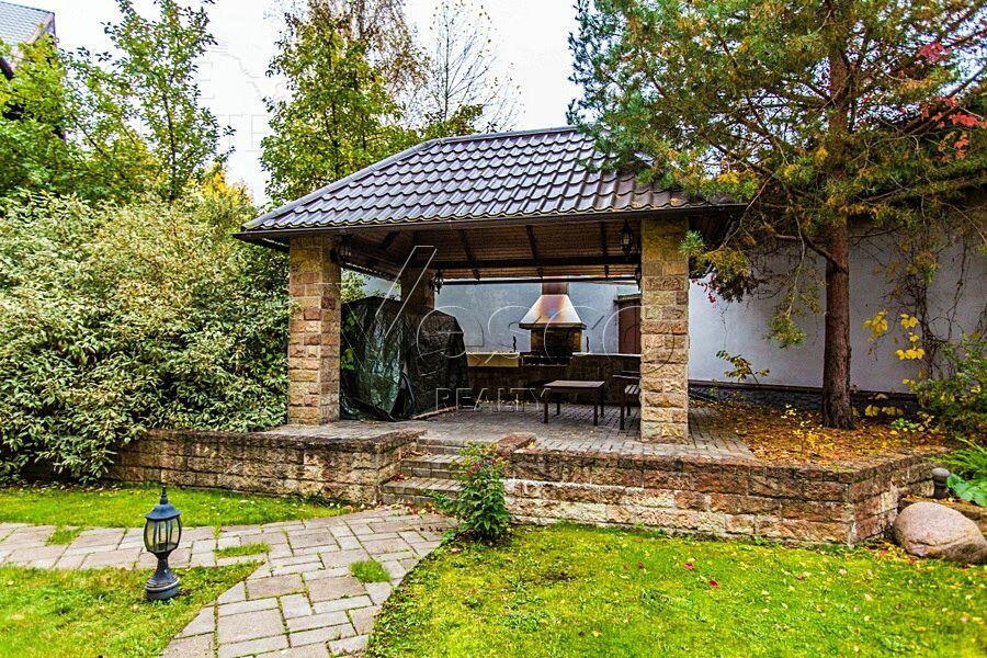 2-этажный коттедж 720 м² с отделкой