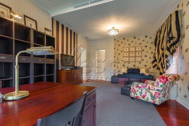 2-этажный коттедж 1 200 м² с отделкой