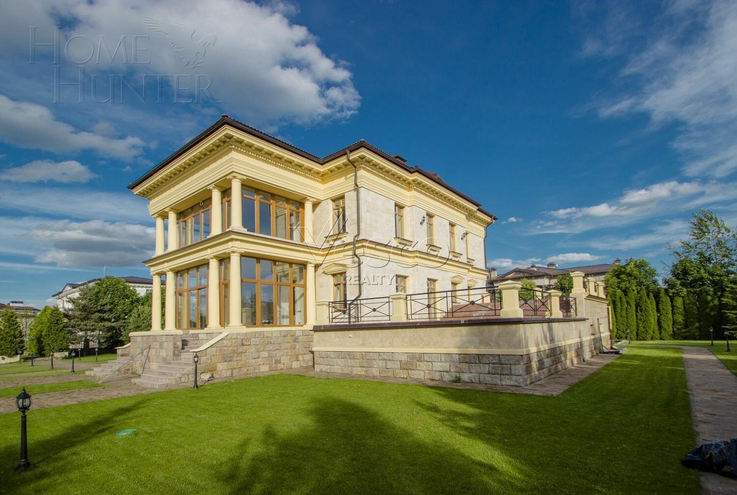 2-этажный коттедж 800 м² с отделкой