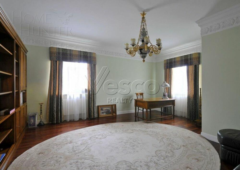 2-этажный коттедж 800 м² с отделкой