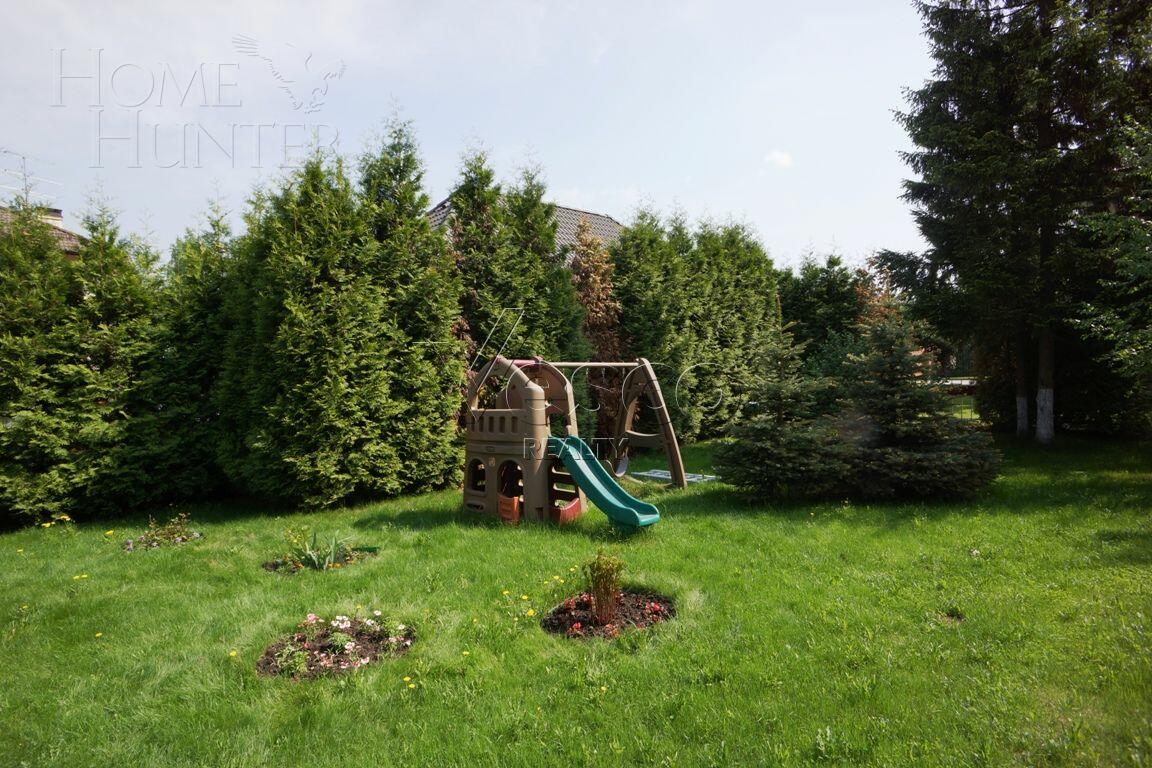 2-этажный таунхаус 640 м² с отделкой