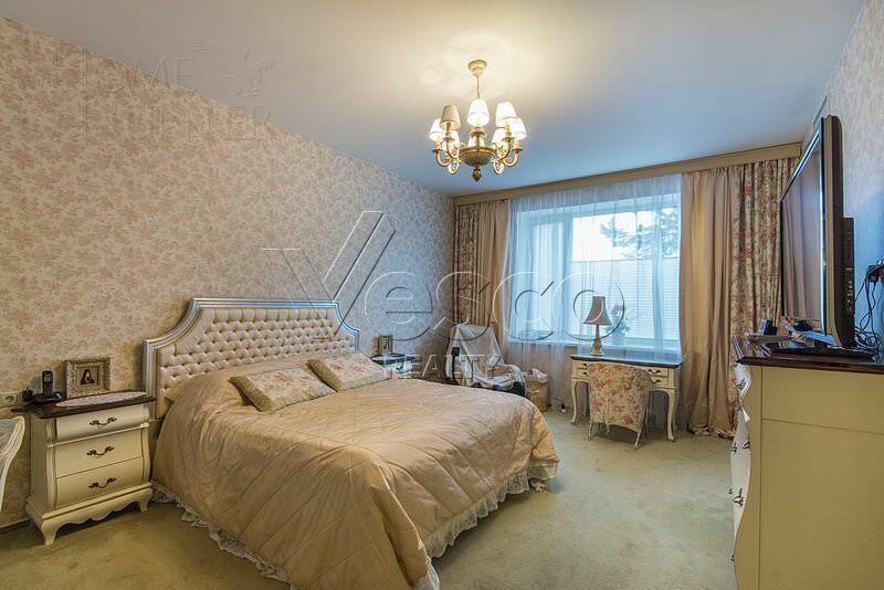 2-этажный коттедж 980 м² с отделкой