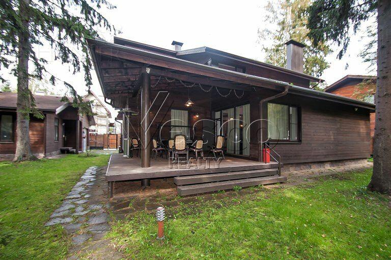 2-этажный коттедж 380 м² с отделкой