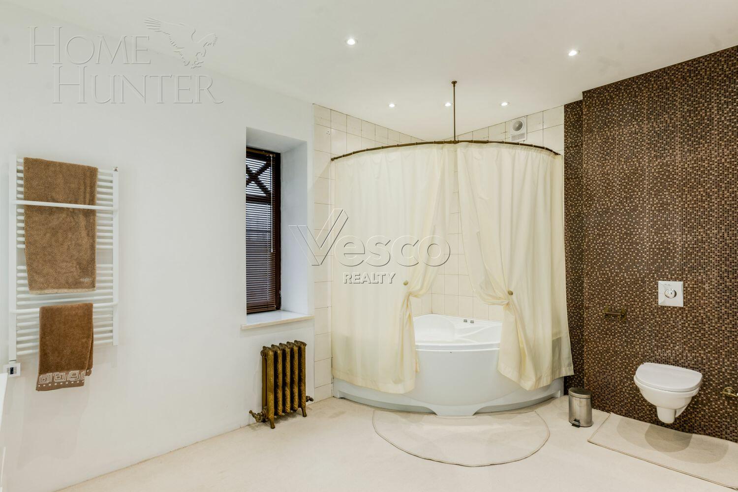 2-этажный коттедж 820 м² с отделкой