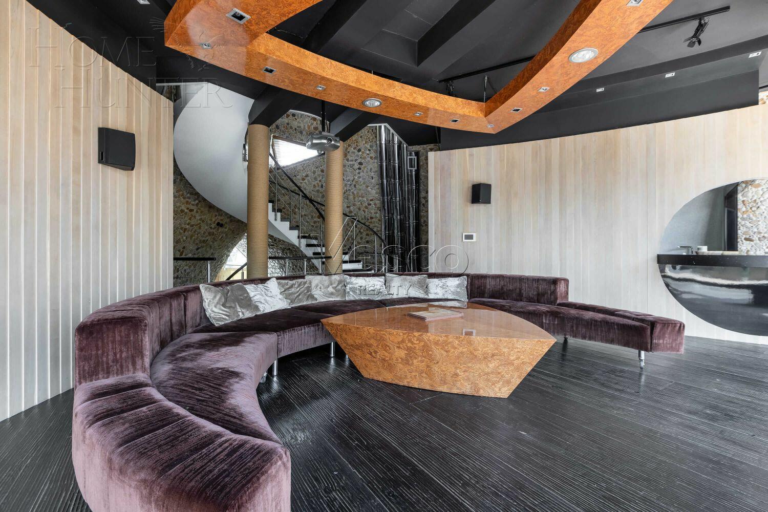 2-этажный коттедж 410 м² с отделкой