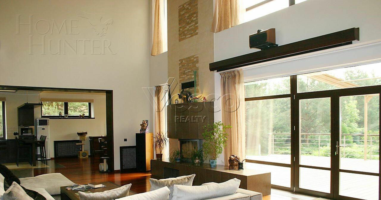 2-этажный коттедж 1 200 м² с отделкой