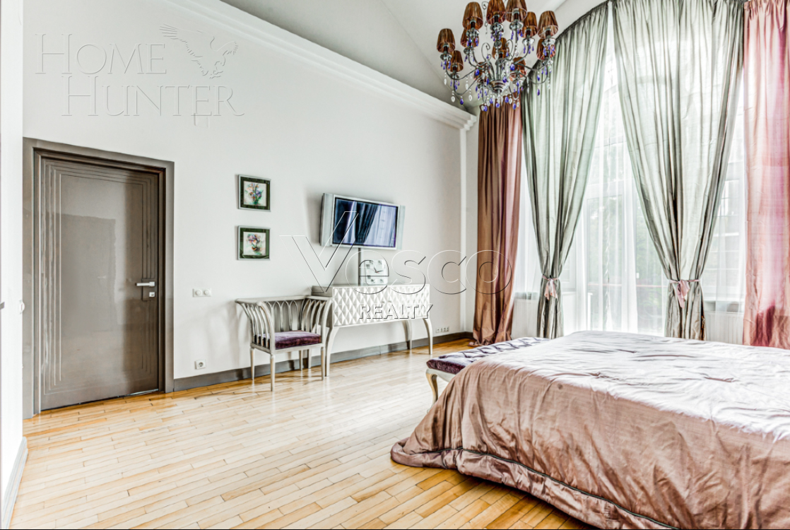 2-этажный коттедж 1 400 м² с отделкой