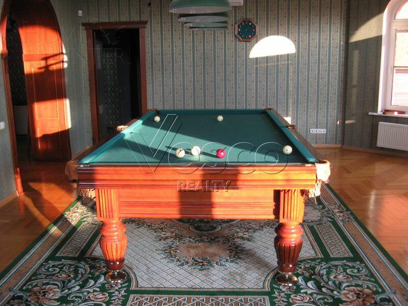 3-этажный коттедж 1 200 м² с отделкой