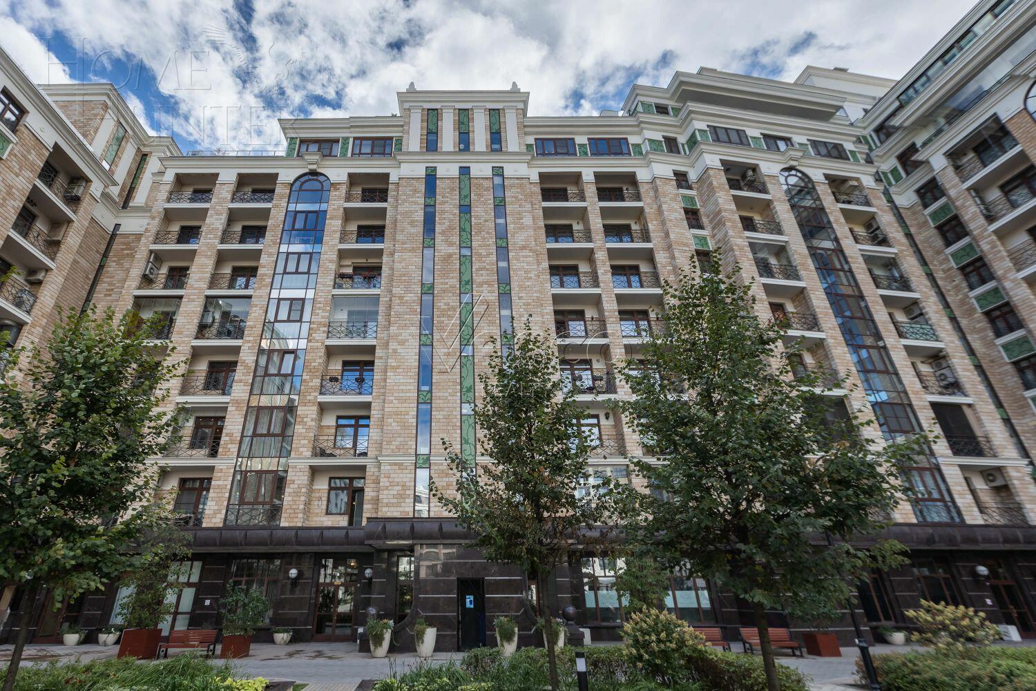 5-КОМН. КВАРТИРА С ОТДЕЛКОЙ 202 М² НА 5 ЭТАЖЕ