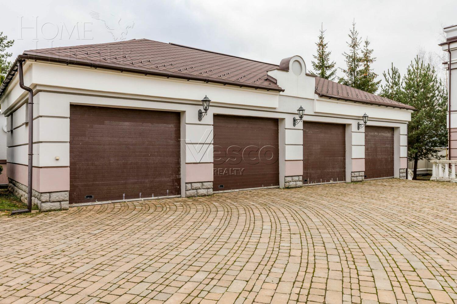 2-этажный коттедж 820 м² с отделкой