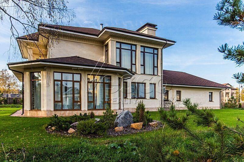 2-этажный коттедж 500 м² с отделкой