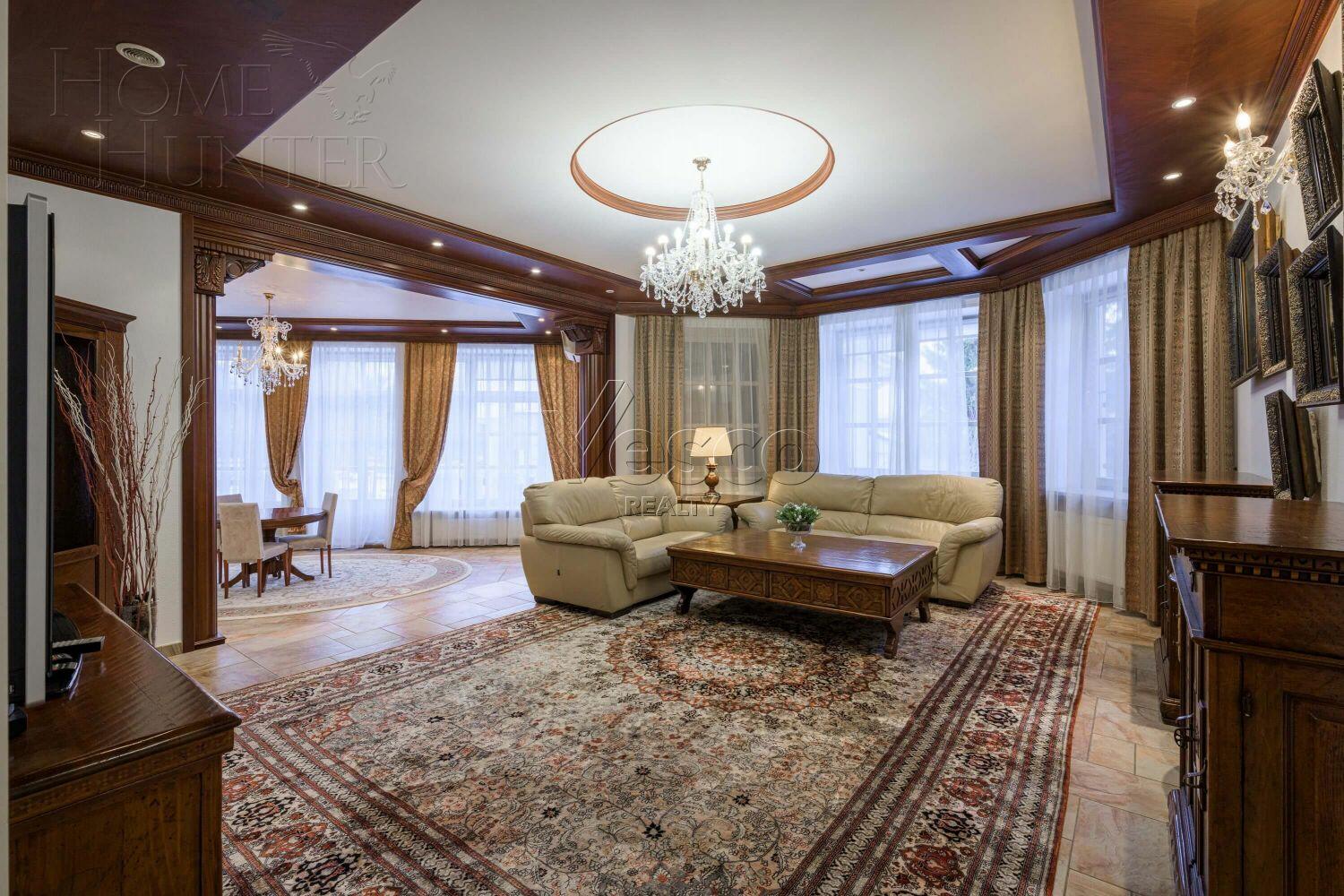 2-этажный коттедж 1 720 м² с отделкой