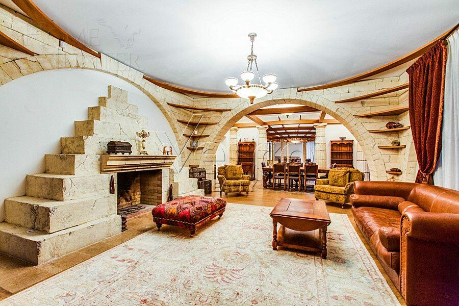 2-этажный коттедж 720 м² с отделкой