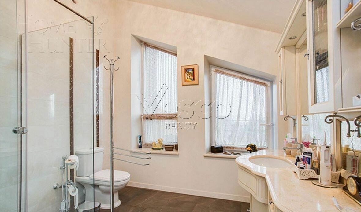 2-этажный таунхаус 516 м² с отделкой