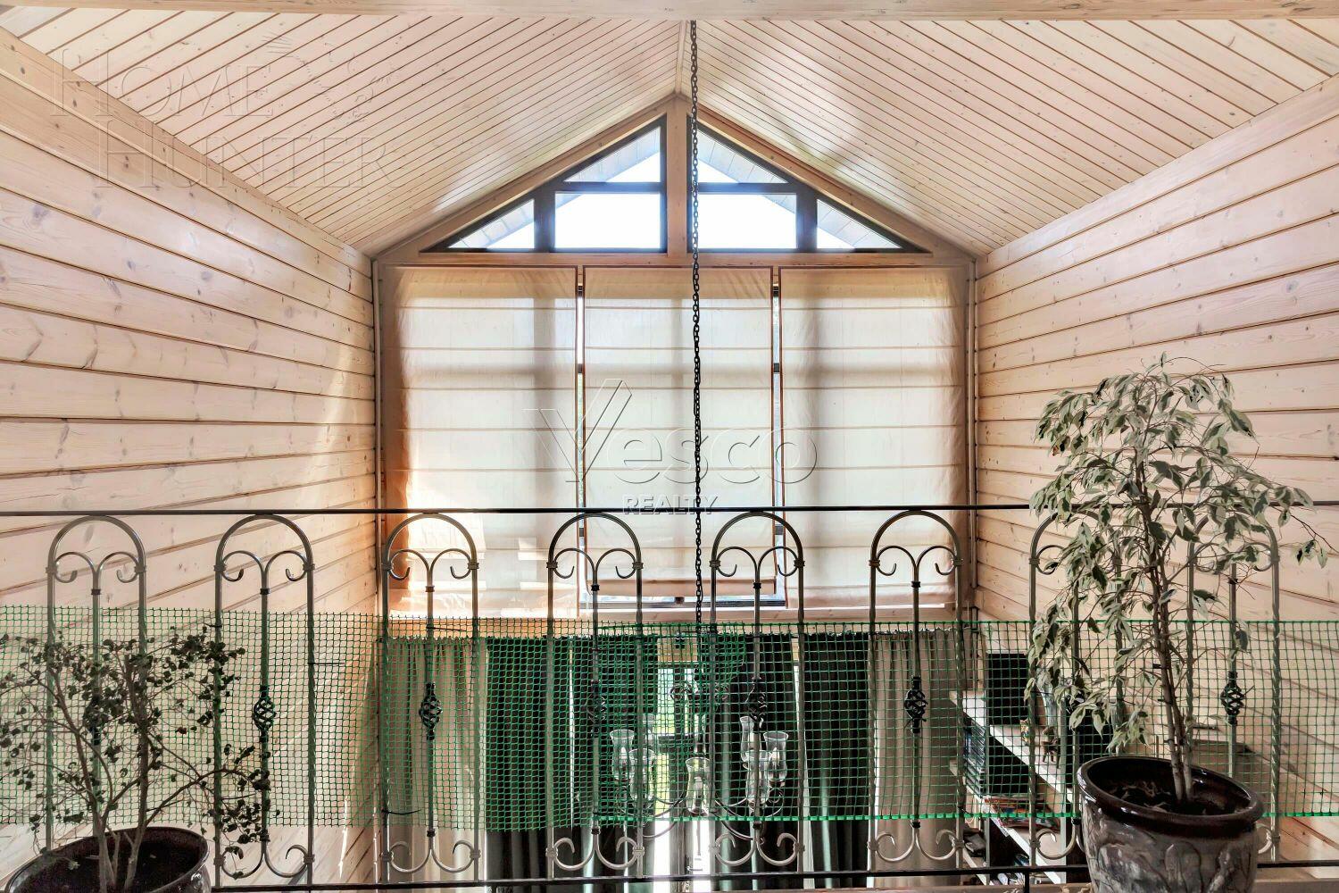 2-этажный коттедж 260 м² с отделкой