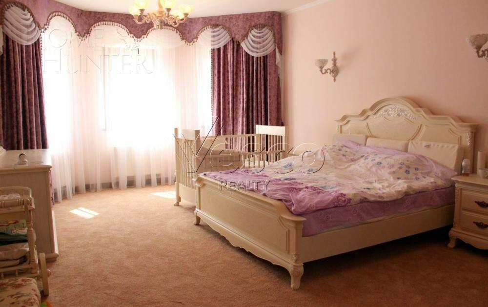 2-этажный коттедж 800 м² с отделкой